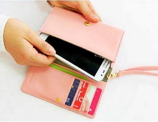 L.C Passe Wallet