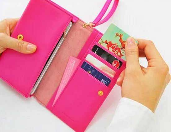 L.C Passe Wallet