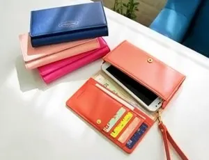 L.C Passe Wallet