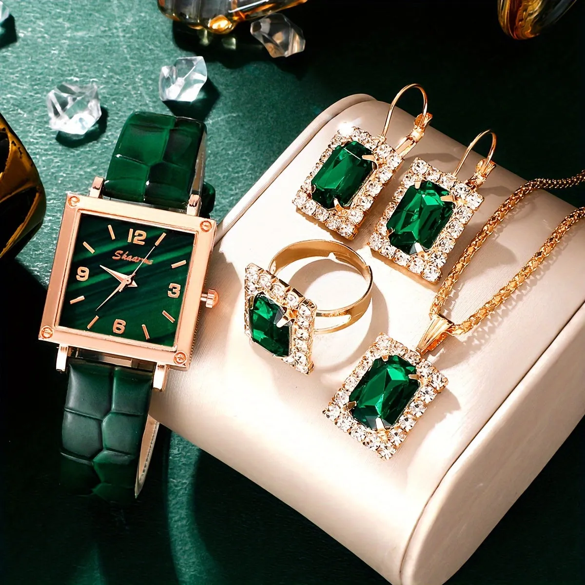 Stylish 5Piece Womens Watch  Jewelry Set for Mom